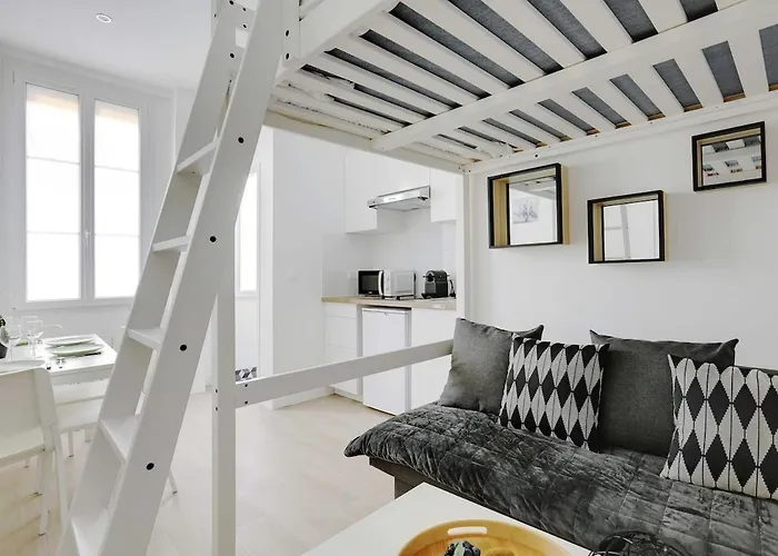 Cosy Apartement In Heart Of Batignolles